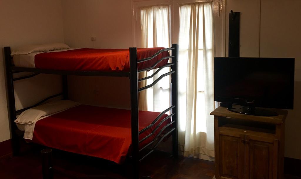 Hostel Lagares Мендоса Екстер'єр фото